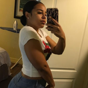 Meet your Posher, Deni